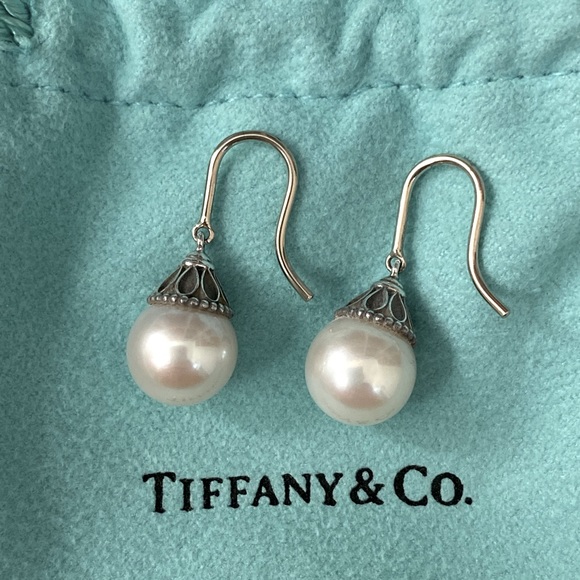 Tiffany & Co. Ziegfeld Sterling silver 925 freshwater pearl earrings. Rare - Picture 5 of 7